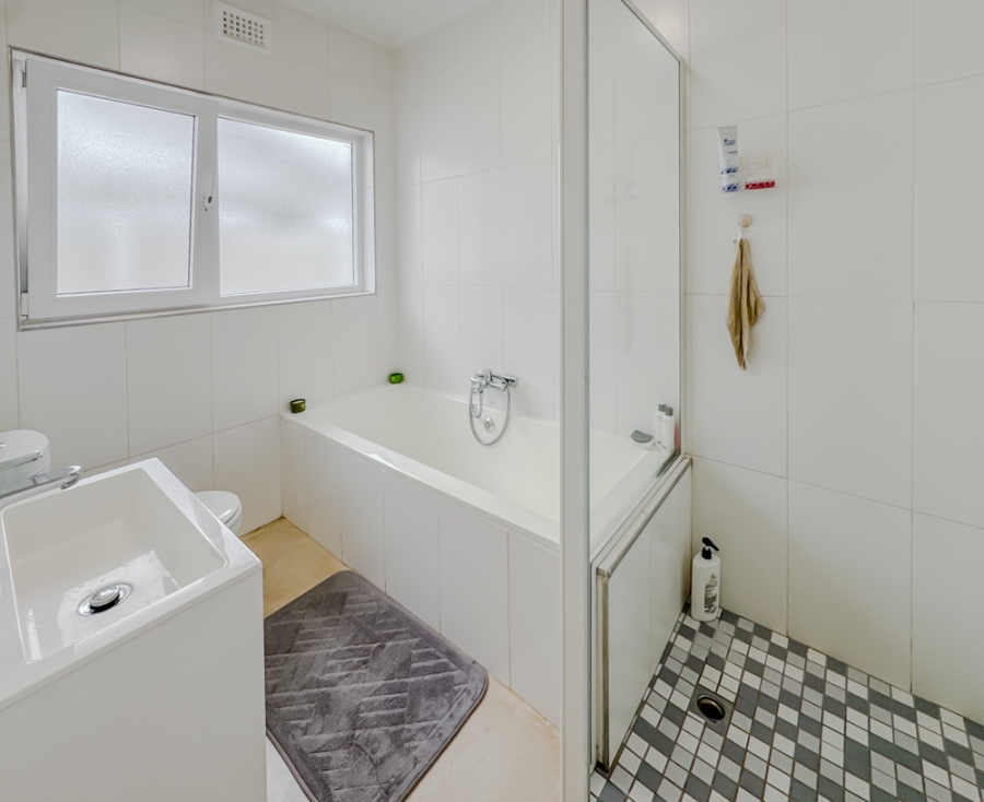 3 Bedroom Property for Sale in Claremont Western Cape